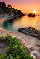 Закат над морским побережьем