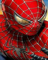 Человек-паук в костюме