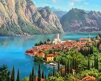 Прибрежный город и высокие скалы