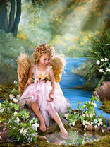 Ангелочек в лучах солнца у ручья