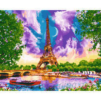 Эйфелева башня и молодая луна