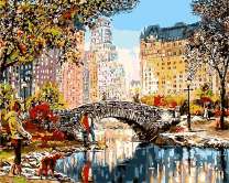 Каменный мост в осеннем парке