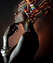 Темнокожая женщина в чалме