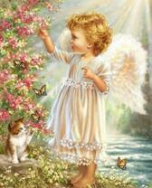 Ангелочек играет с котёнком и бабочками