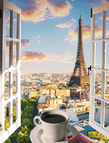 Чашечка кофе с видом на Эйфелеву башню
