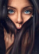 Длинноволосая брюнетка