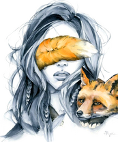 Девушка и лиса на плече