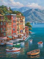 Домик с набережной на берегу моря