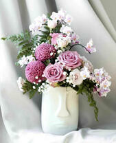 Букет с роз, орхидей и георгин