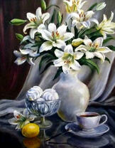 Букет белых лилий, зефир и чай