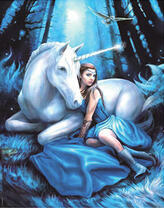 Принцесса и единорог в ночном лесу