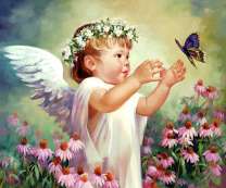 Ангелочек в ромашках и бабочка