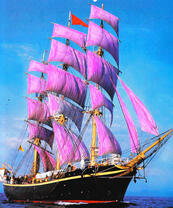 Красивый корабль с фиолетовыми парусами