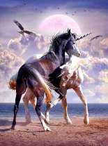 Два единорога на фоне моря и луны