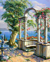 Красивая беседка на берегу моря