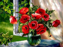 Букет маков в прозрачной вазе на окне